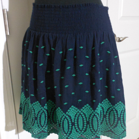 J CREW Embroidered Gauze Eyelet Mini Skirt M NWT - Picture 3 of 5